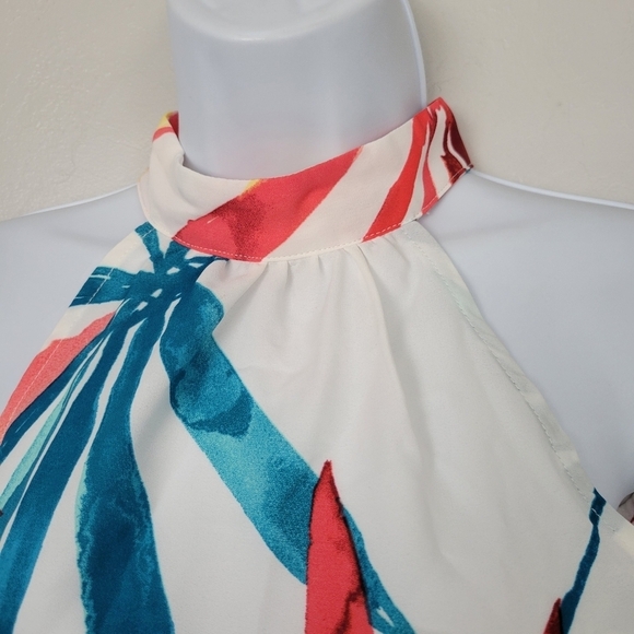 Jealous Tomato NWOT Women's Small Cold Shoulder Blouse White Tropical Floral Top - Picture 4 of 9